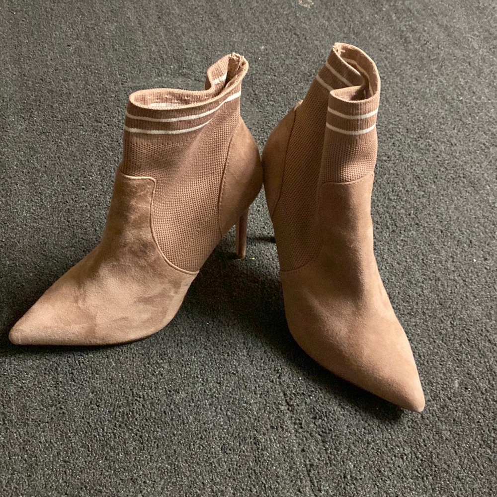 Ankle high heels boots